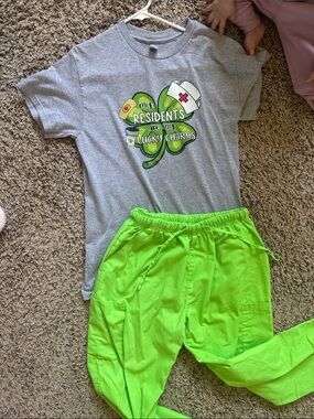 Smart Scrubs Gray T-Shirt with Green Shamrock Tee
